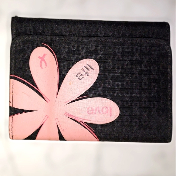 🎀 Breast Cancer Awareness Wallet - Picture 1 of 5